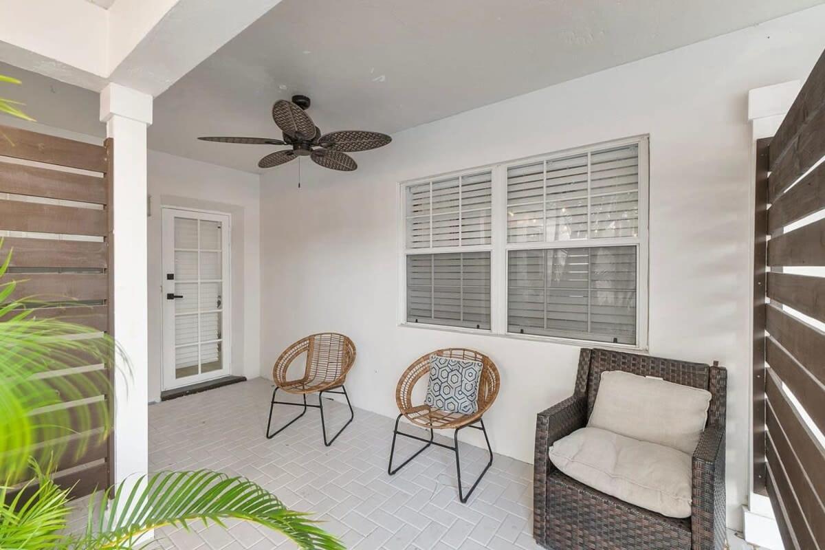 Walk To Las Olas Banyan Room Palm Paradise Inn Форт-Лодердейл Экстерьер фото